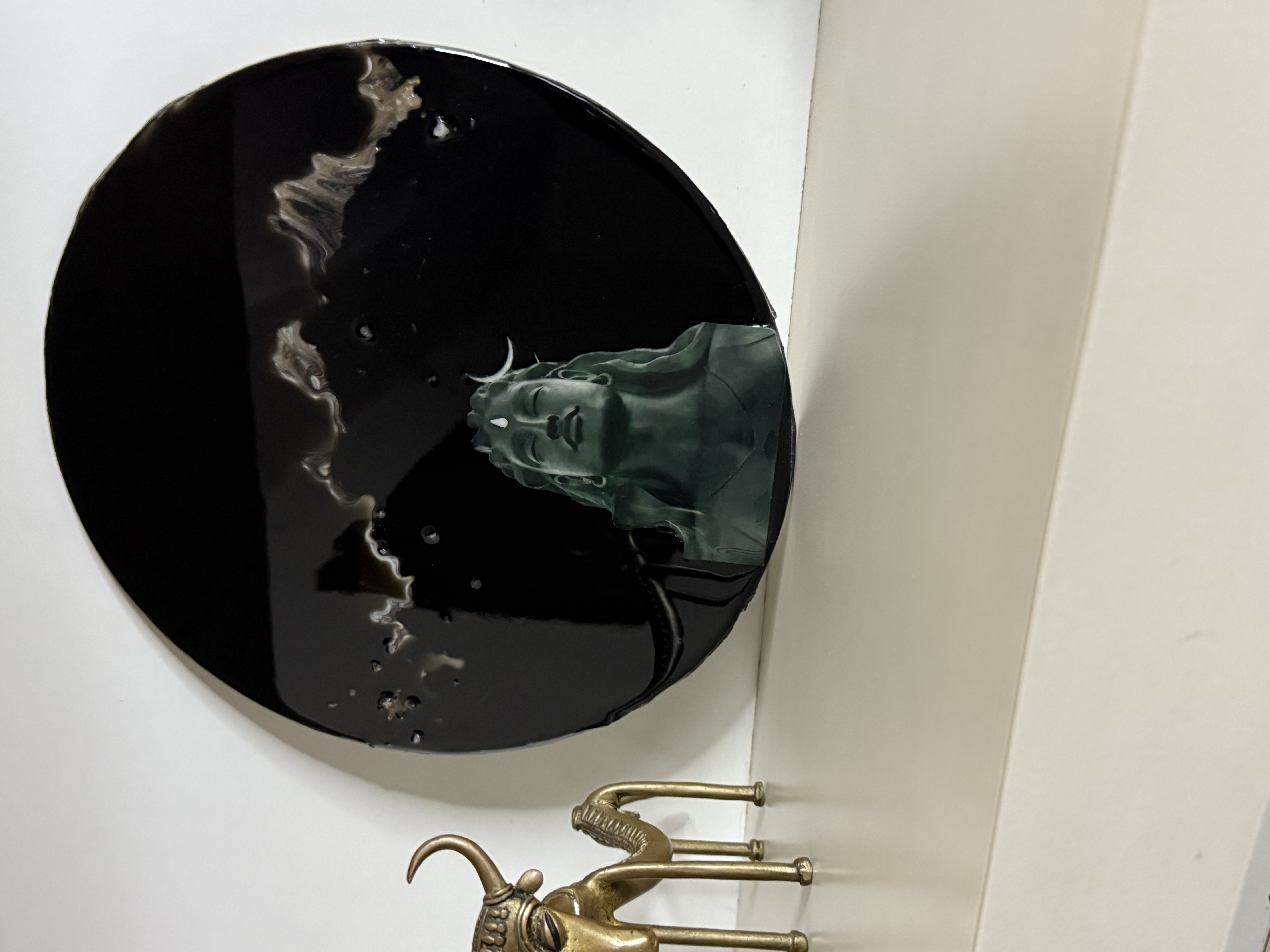 Divine Frame – view 2